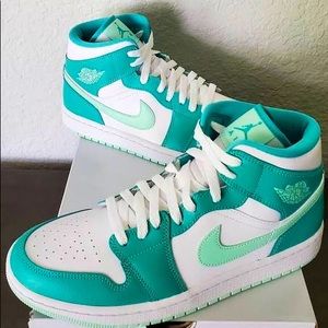 Jordan 1 mid washed teal